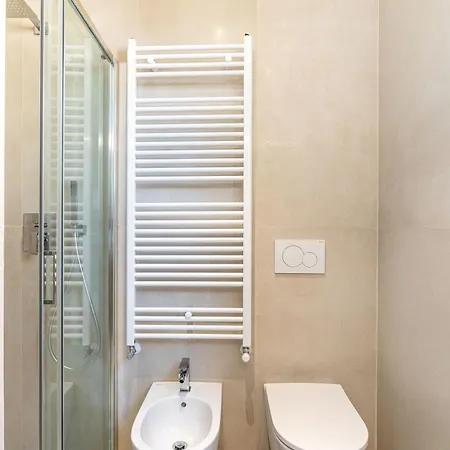 Atmosfere Autentiche Nel Cuore Di Apartament Wenecja