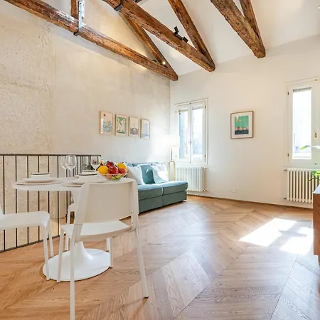 Atmosfere Autentiche Nel Cuore Di Wenecja