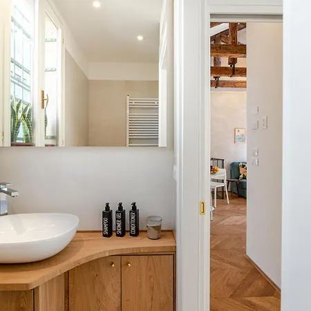 Atmosfere Autentiche Nel Cuore Di Wenecja